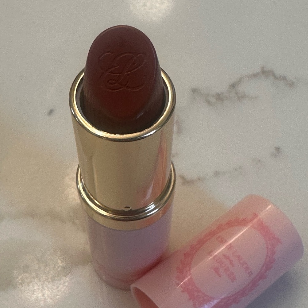 Estee Lauder Rich Burgundy Lipstick